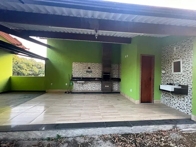 Imagem 6: Linda casa à venda! Não aceita financiamento bancário. Localizada em um bairro