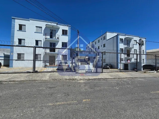 Imagem: O apartamento possui 3 Dormitórios, 1 Banheiro, 1 Vaga na