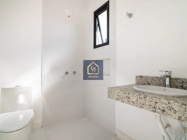 Imagem 10: Sobrado de Alto Padrão com 3 quartos - 1 suite. São 134m² privativos por R$ 850.000 no