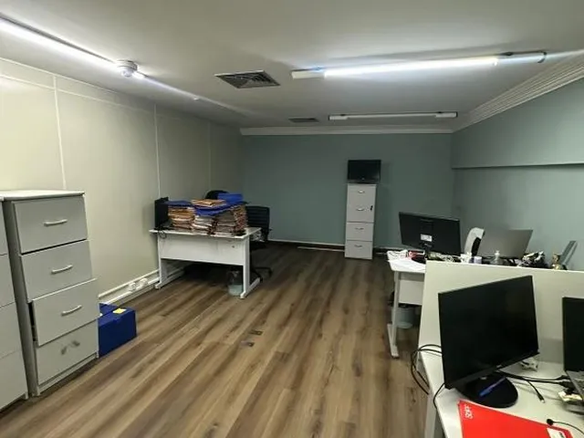 Imagem 13: ALUGO Excelente sala 150m² no comércio, ótima localização, valor total R$ 6.380,00