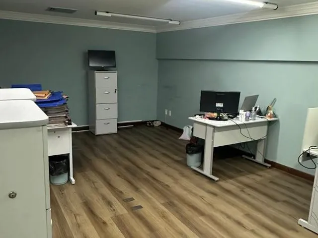 Imagem 5: ALUGO Excelente sala 150m² no comércio, ótima localização, valor total R$ 6.380,00