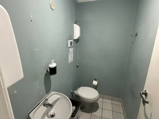 Imagem 3: ALUGO Excelente sala 150m² no comércio, ótima localização, valor total R$ 6.380,00