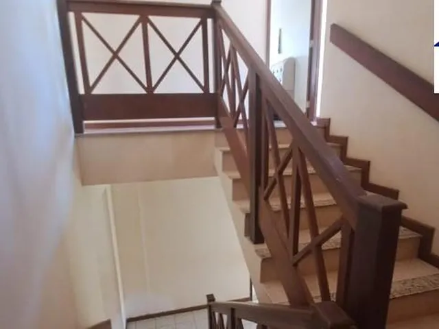 Imagem 8: VENDO Casa Arembepe, Nascente, 446,29 m², 5/4 - 02 Suítes, Sala, Varanda, Área
