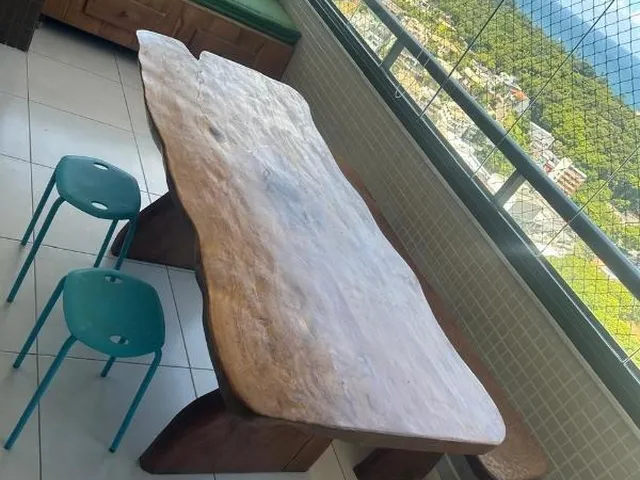 Imagem 2: ALUGO Apto Semi Mobiliado, Federação, Vista Mar, 75 m², 2/4, Suíte, Varanda, Cozinha