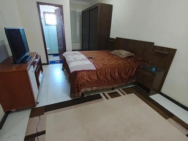 Imagem 7: Casa À Venda em Serramar, Serra-Es: 4 Quartos, 3 Suítes, 3 Salas, 5 Banheiros, 1 Vaga, 410M². Venha Conferir!