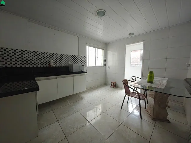 Imagem 15: Ponto Comercial À Venda em Serra-Es, Bairro José de Anchieta: 2 Salas, 6 Banheiros, 500M² de Área. Aproveite!