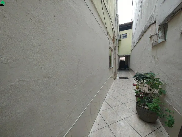 Imagem 2: Ponto Comercial À Venda em Serra-Es, Bairro José de Anchieta: 2 Salas, 6 Banheiros, 500M² de Área. Aproveite!
