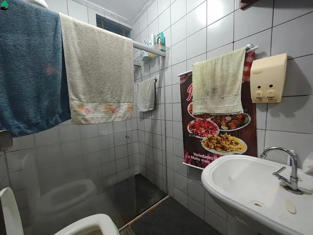 Imagem 12: Oportunidade Única: Ponto Comercial À Venda em Feu Rosa, Serra-Es! 2 Salas, 5 Banheiros, 1 Vaga, 300M²