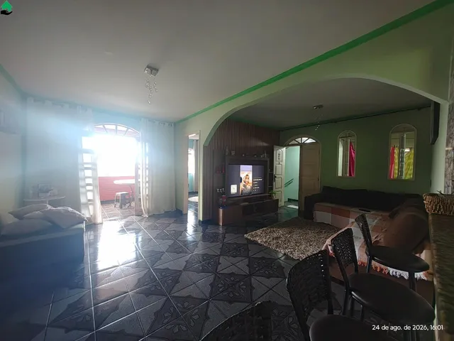 Imagem 8: Casa de Luxo À Venda em Serramar, Serra-Es ? 7 Quartos, 1 Suíte, 3 Salas, 6 Banheiros, 3 Vagas de Garagem - 410M²