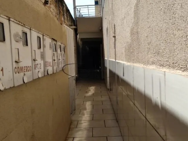Imagem 7: Imperdível oportunidade: Casa comercial de alto padrão no Tibery, Uberlândia-MG! 17