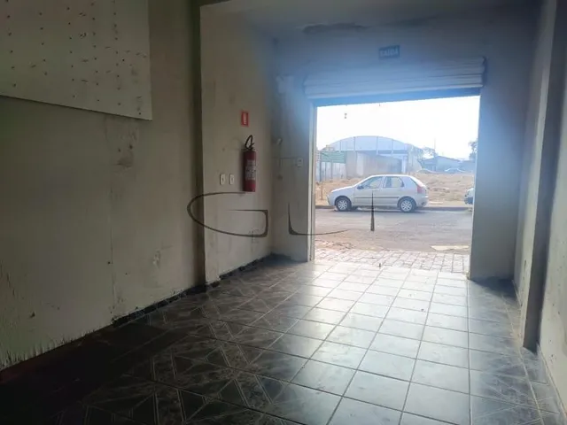 Imagem 4: Salão comercial de 25m² para locação no bairro Tibery em Uberlândia-MG, pronto para