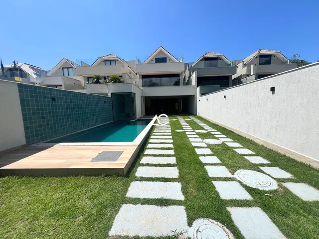 Imagem: Venda ou locação Casa mansão em Condomínio