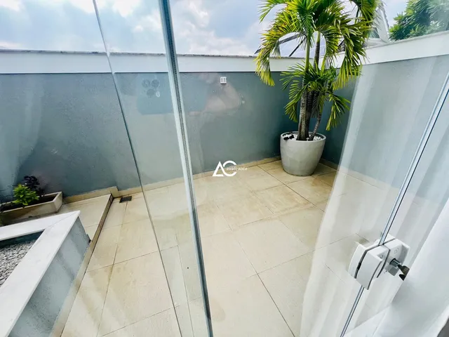 Imagem 16: Casa de Luxo na Barra da Tijuca para venda ou locação : 4 Quartos, 4 Suítes, 3 Salas