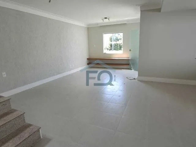 Imagem 4: Casa à venda no bairro BURAQUINHO - Lauro de Freitas/BA