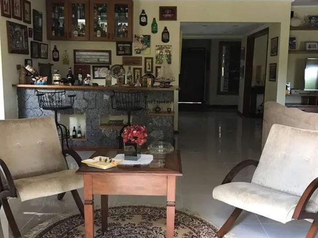 Imagem 3: Venha se encantar com essa maravilhosa casa em condomínio fechado, localizada no Km 39