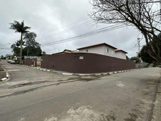 Imagem 9: 8 CASAS PRONTAS PARA MORAR (3 disponíveis). VENHA ESCOLHER A SUA! São 8 sobrados