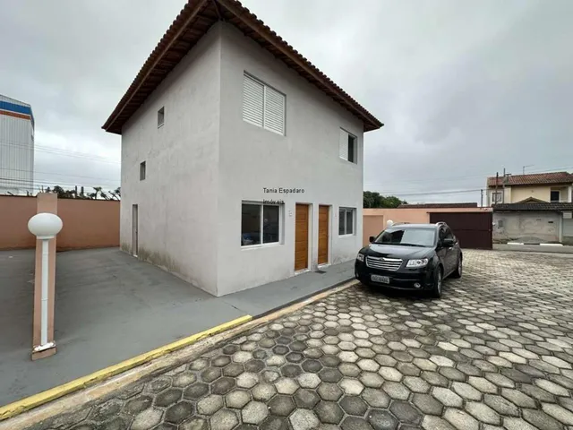 Imagem 11: 8 CASAS PRONTAS PARA MORAR (3 disponíveis). VENHA ESCOLHER A SUA! São 8 sobrados