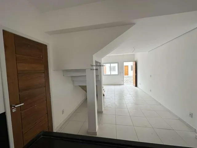 Imagem 2: 8 CASAS PRONTAS PARA MORAR (3 disponíveis). VENHA ESCOLHER A SUA! São 8 sobrados