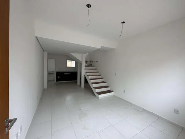 Imagem 5: 8 CASAS PRONTAS PARA MORAR (3 disponíveis). VENHA ESCOLHER A SUA! São 8 sobrados