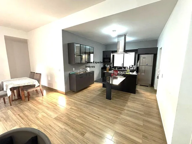 Imagem 6: Desfrute de uma experiência de morar única nesta casa térrea localizada na Via das