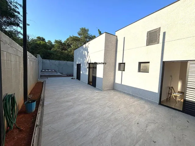 Imagem 14: Desfrute de uma experiência de morar única nesta casa térrea localizada na Via das