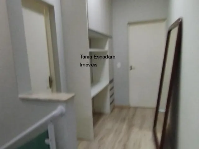 Imagem 11: Esta incrível residência se destaca por sua planta generosa e distribuição
