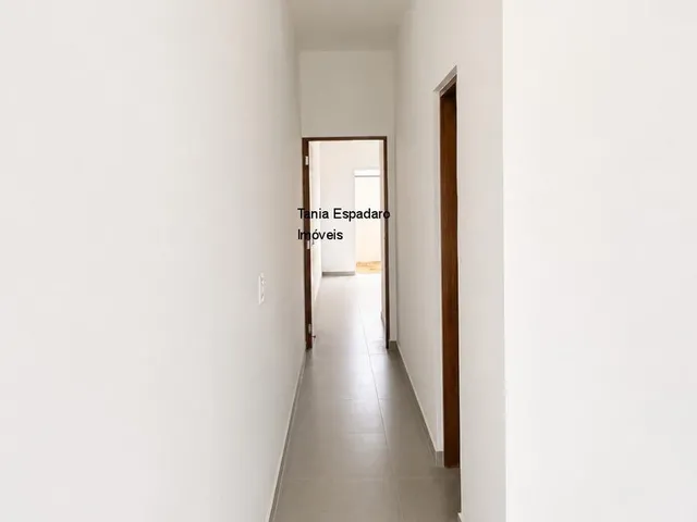 Imagem 11: Venha conhecer esta incrível casa moderna, que combina perfeitamente iluminação