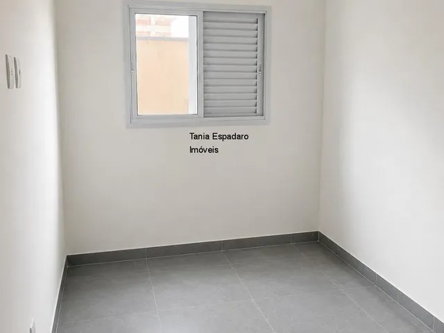 Imagem 13: Venha conhecer esta incrível casa moderna, que combina perfeitamente iluminação