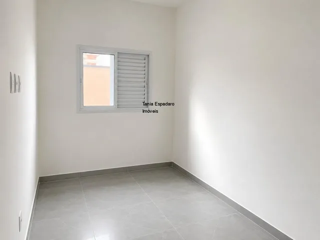 Imagem 8: Venha conhecer esta incrível casa moderna, que combina perfeitamente iluminação