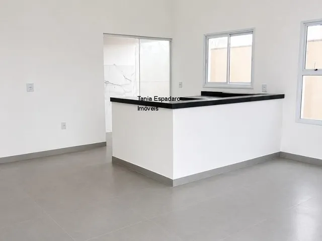 Imagem 9: Venha conhecer esta incrível casa moderna, que combina perfeitamente iluminação