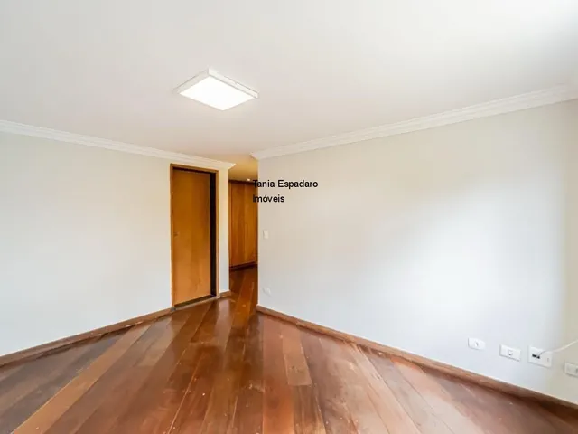 Imagem 15: Esta magnífica e imponente residência localizada no prestigiado Jardim Passárgada é o