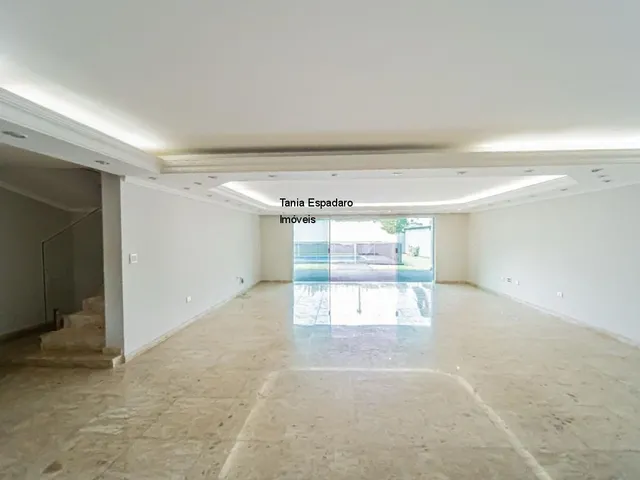 Imagem 6: Esta magnífica e imponente residência localizada no prestigiado Jardim Passárgada é o