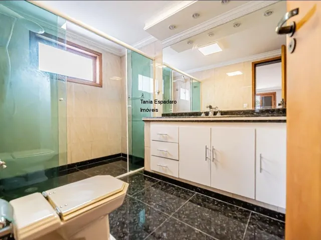 Imagem 16: Esta magnífica e imponente residência localizada no prestigiado Jardim Passárgada é o