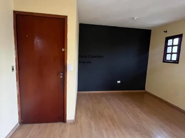 Imagem 13: Casa de Estilo Clássico e Versatilidade no Coração da Granja Viana 976,50m² de