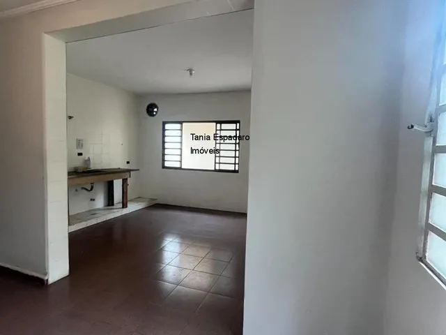 Imagem 3: Casa de Estilo Clássico e Versatilidade no Coração da Granja Viana 976,50m² de