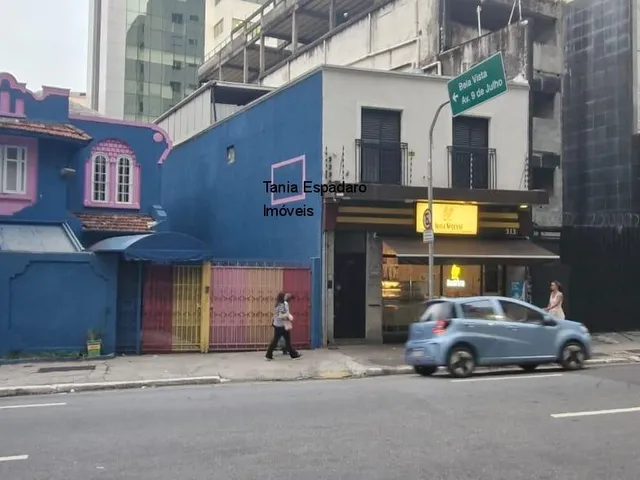 Imagem: A casa possui 2 Dormitórios, 367m² de Área, 408m² de