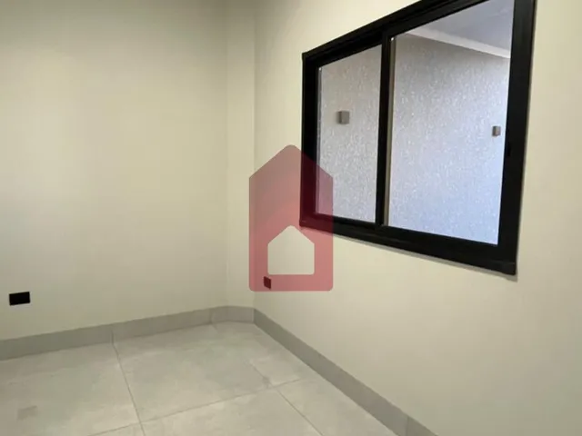 Imagem 2: Projeto Moderno e Acabamento Excelente