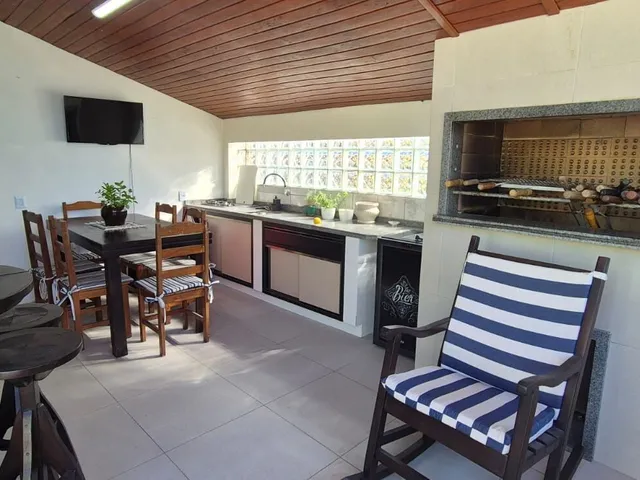 Imagem 3: Casa com 04 dormitórios nos Ingleses