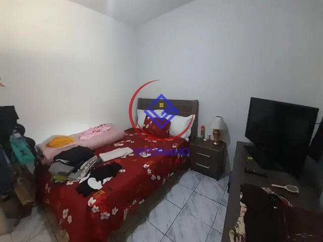Imagem 2: CASA INDEPENDENTE COM QUATRO QUARTOS Á VENDA EM MARECHAL HERMES!