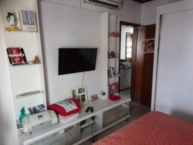 Imagem 13: Casa duplex à venda com 5 quartos e 900m² de terreno em Itapuã, Salvador