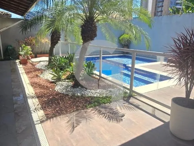 Imagem: Casa duplex com piscina e 4/4 no Condomínio
