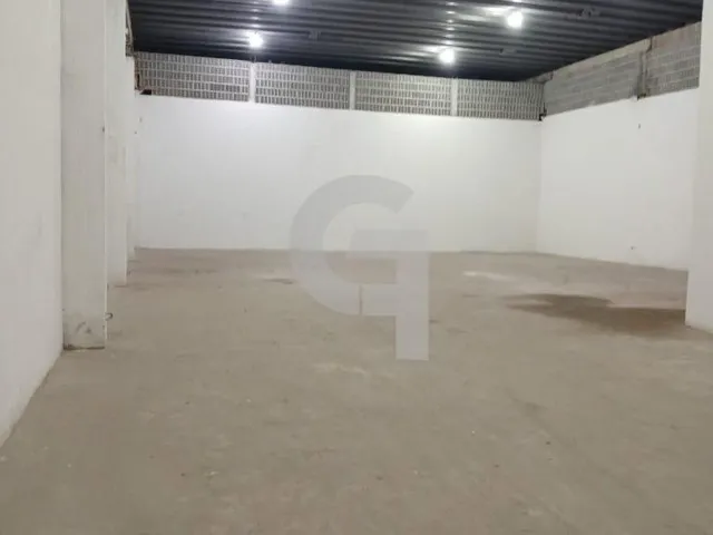 Imagem: Galpão com 422m² em localização estratégica