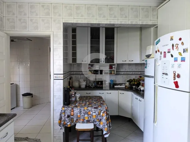 Imagem 4: Amplo 4/4, suítes, gabinete, nascente e lazer no Itaigara