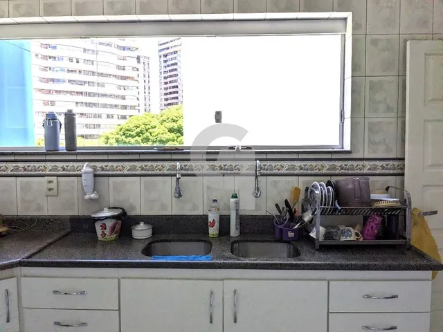 Imagem 2: Amplo 4/4, suítes, gabinete, nascente e lazer no Itaigara