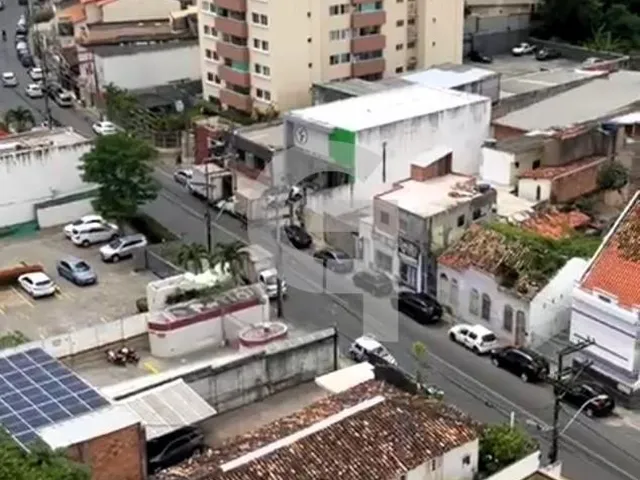 Imagem 2: Apartamento nascente com 2/4, suíte, garagem, varanda e vista panorâmica em Matatu
