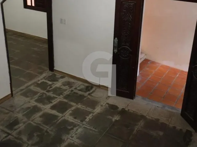 Imagem 9: Casa Triplex na Boca do Rio com 350m², 5 Quartos e 2 Suítes com Hidromassagem