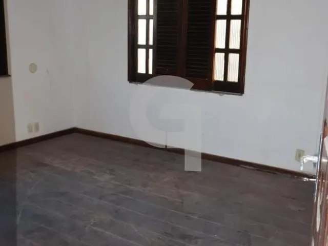 Imagem 8: Casa Triplex na Boca do Rio com 350m², 5 Quartos e 2 Suítes com Hidromassagem