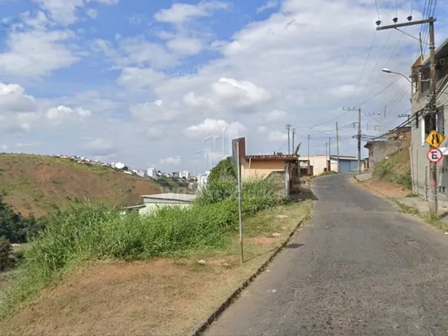 Imagem: Terreno à Venda no Bairro Santos Dumont