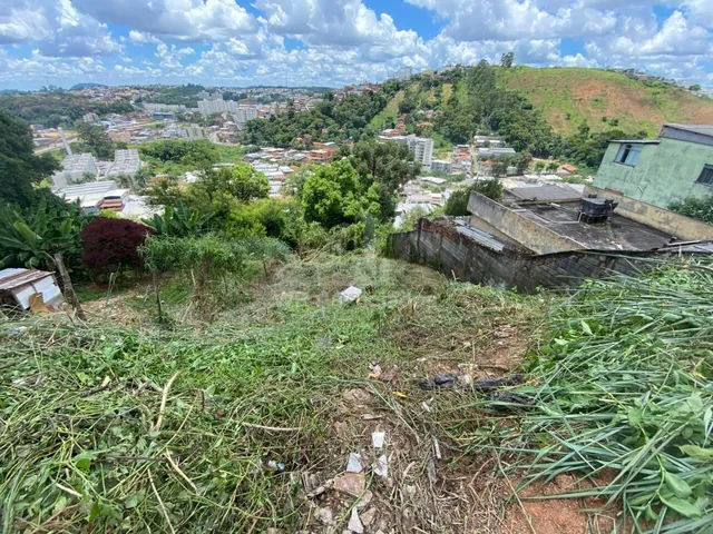 Imagem 2: Terreno à Venda no Bairro Santos Dumont, Juiz de Fora/MG