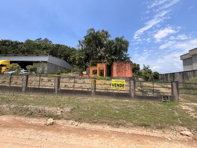 Imagem: Amplo Terreno no Bairro Pomeranos